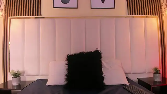 AmmberJones online show from March 21, 3:33 am