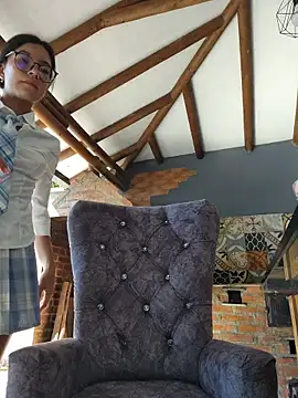 Snapshot of Pretty_roxxyy chatting on November 1, 1:46 pm Pretty roxxyy online show from November 1, 1:46 pm