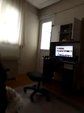 Snapshot of leona633 chatting on March 20, 10:10 am leona633 online show from March 20, 10:10 am