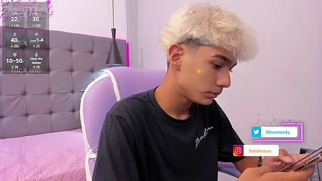 OliverTwinky online show from September 23, 5:43 am