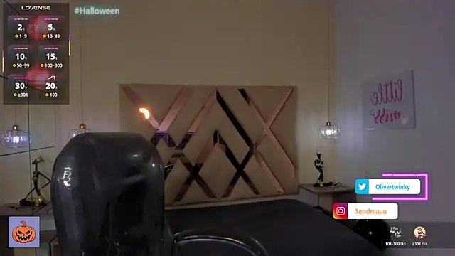 OliverTwinky online show from October 20, 2:28 pm