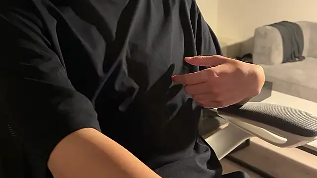 Snapshot of satoshi1008 chatting on October 24, 3:52 pm satoshi1008 online show from October 24, 3:52 pm