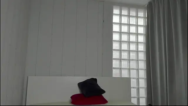 Chatty Alice online show from November 16, 1:22 am