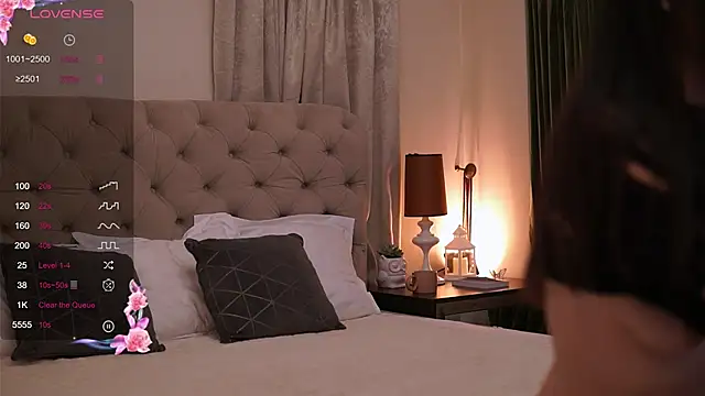 RubyxBanks online show from October 2, 9:11 pm
