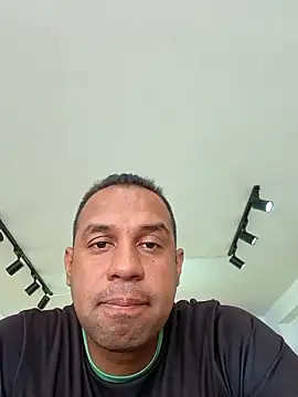 elnegro707070 online show from January 7, 4:31 pm