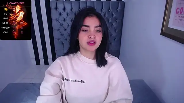 Snapshot of clementine_t chatting on October 11, 12:36 pm clementine t online show from October 11, 12:36 pm