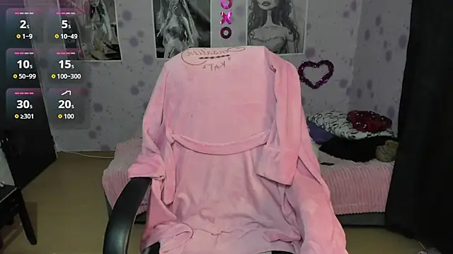 Snapshot of Medussa_katt chatting on October 24, 1:46 am Medussa katt online show from October 24, 1:46 am