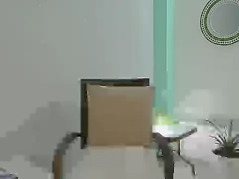 Alicia Montess online show from November 29, 8:45 pm