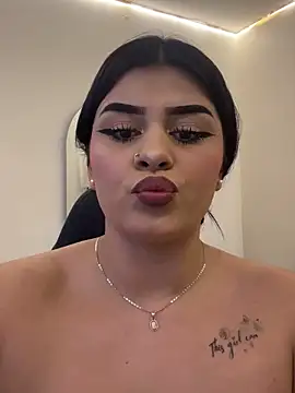 Kariina  69 online show from December 5, 3:37 am