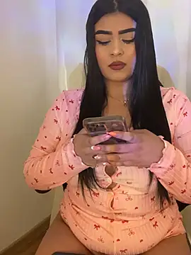 Snapshot of Kariina__69 chatting on July 23, 5:44 pm Kariina 69 online show from July 23, 5:44 pm