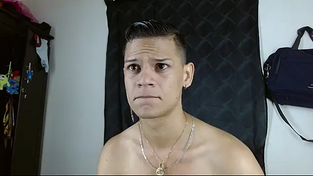 axce1 boy24 online show from November 7, 1:11 pm