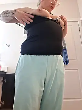 Snapshot of kinkikatie69 chatting on November 7, 2:22 am kinkikatie69 online show from November 7, 2:22 am