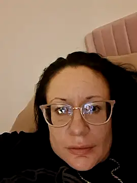 Snapshot of kinkikatie69 chatting on November 14, 9:30 am kinkikatie69 online show from November 14, 9:30 am