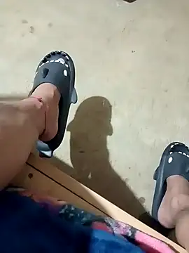 luuiss12 online show from October 25, 5:15 am