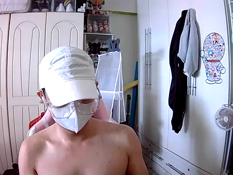 Snapshot of sky69fatfat chatting on October 25, 2:30 am sky69fatfat online show from October 25, 2:30 am