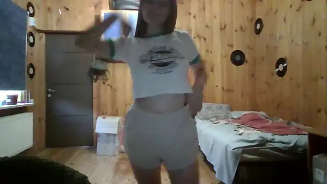 Snapshot of Little_shygirl chatting on September 9, 4:06 pm Little shygirl online show from September 9, 4:06 pm
