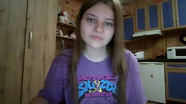 Snapshot of Little_shygirl chatting on September 28, 2:17 am Little shygirl online show from September 28, 2:17 am