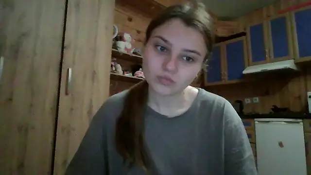 Snapshot of Little_shygirl chatting on October 9, 3:59 am Little shygirl online show from October 9, 3:59 am