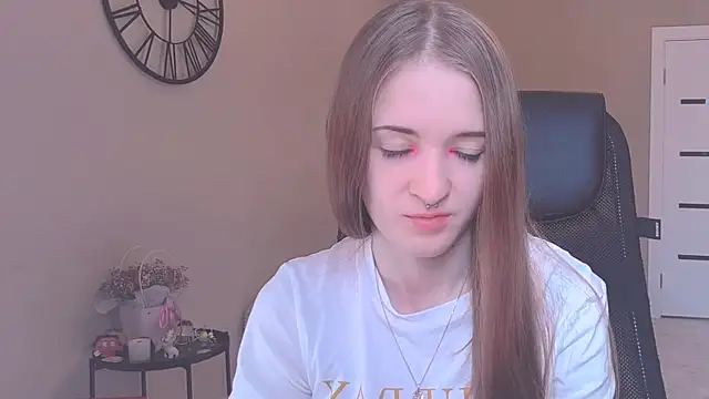 KateKayer online show from October 7, 8:44 am