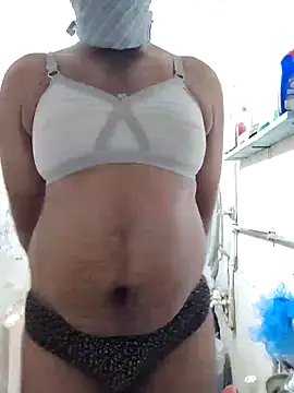 Snapshot of Brown69_guy chatting on January 16, 3:05 pm Brown69 guy online show from January 16, 3:05 pm