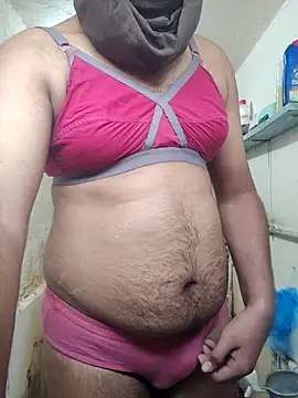 Snapshot of Brown69_guy chatting on February 2, 6:23 am Brown69 guy online show from February 2, 6:23 am