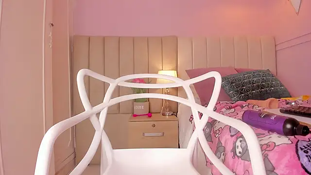  lucia 18 online show from November 14, 6:45 am