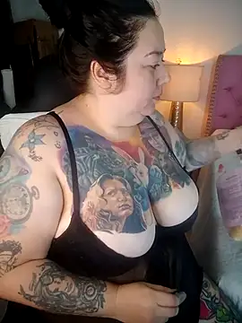 Snapshot of kai_cenat chatting on November 20, 11:32 am kai cenat online show from November 20, 11:32 am