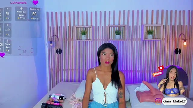 ciara blake online show from April 22, 7:37 pm