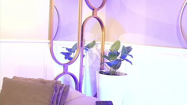 Susan wall online show from June 23, 7:23 pm