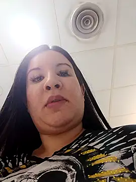 Snapshot of hotCOUPLEPETRA chatting on February 19, 11:06 am hotCOUPLEPETRA online show from February 19, 11:06 am