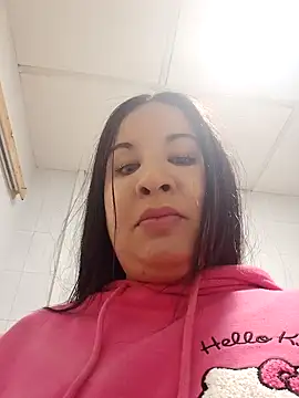 Snapshot of hotCOUPLEPETRA chatting on March 10, 11:26 am hotCOUPLEPETRA online show from March 10, 11:26 am