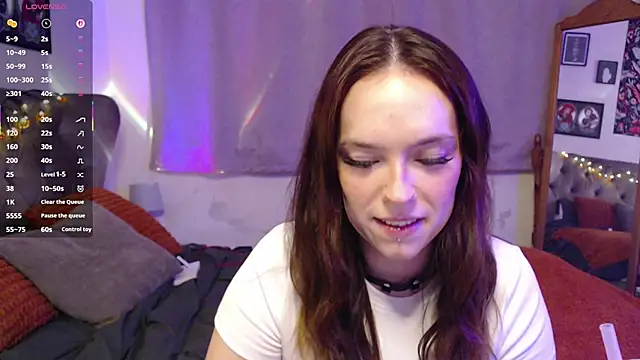 Vforverity online show from October 3, 8:39 pm