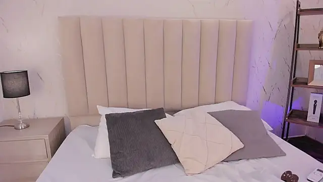 Snapshot of LilithHarperr_ chatting on February 20, 6:26 am LilithHarperr online show from February 20, 6:26 am