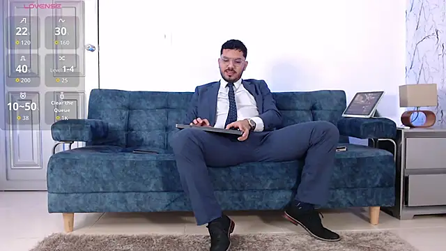 Snapshot of samuelcoopeer chatting on October 12, 12:37 pm samuelcoopeer online show from October 12, 12:37 pm