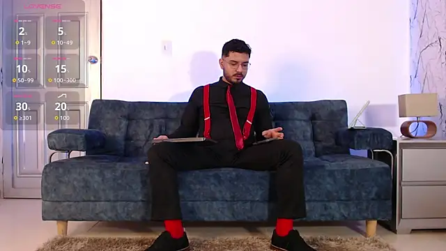 Snapshot of samuelcoopeer chatting on October 14, 2:51 pm samuelcoopeer online show from October 14, 2:51 pm