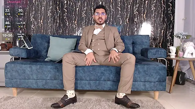 Snapshot of samuelcoopeer chatting on November 9, 1:20 pm samuelcoopeer online show from November 9, 1:20 pm