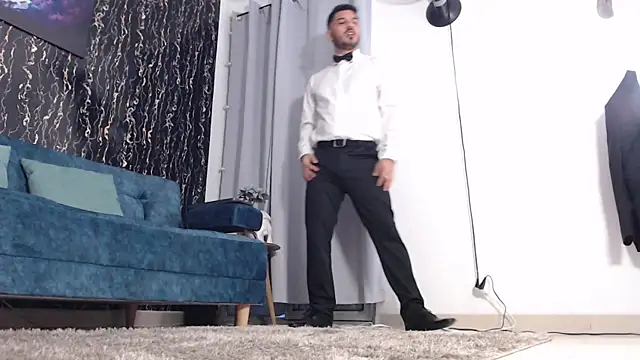 Snapshot of samuelcoopeer chatting on November 14, 8:07 pm samuelcoopeer online show from November 14, 8:07 pm