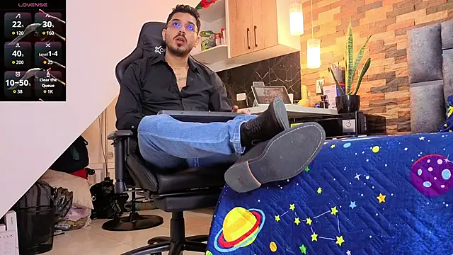 samuelcoopeer online show from February 26, 7:46 pm