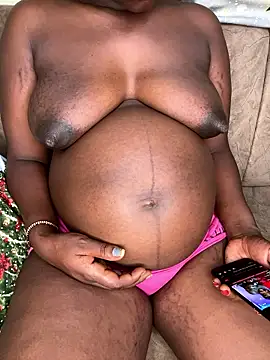 bignipple254 online show from January 7, 7:05 pm