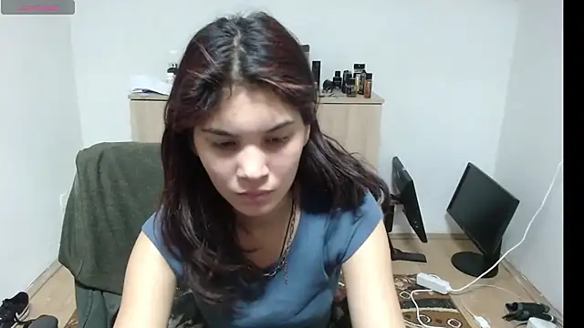 MalloryMyers online show from November 17, 8:14 pm