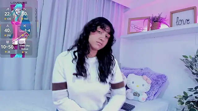 niia7 online show from March 20, 7:41 pm