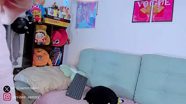 sammy devinne online show from April 11, 8:57 pm