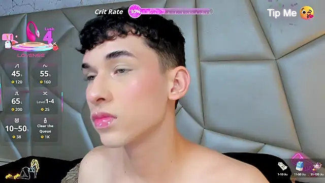 Snapshot of owen-stone chatting on October 13, 11:27 pm owen-stone online show from October 13, 11:27 pm