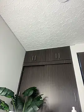 Snapshot of SweetCheeksXXX chatting on March 2, 9:21 pm SweetCheeksXXX online show from March 2, 9:21 pm