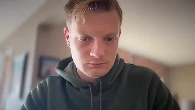 lustylyndon online show from November 26, 6:09 pm