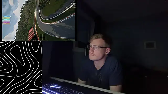 Snapshot of lustylyndon chatting on July 9, 5:11 am lustylyndon online show from July 9, 5:11 am