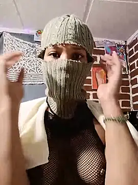Snapshot of Cataleya-black chatting on June 9, 12:33 am Cataleya-black online show from June 9, 12:33 am