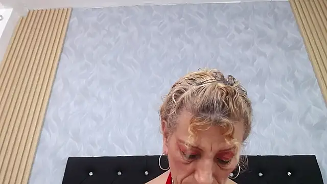 xandrinakarzon online show from November 8, 12:49 pm