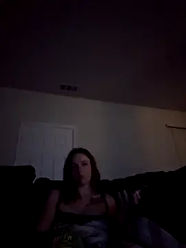 superlonelygirl04 online show from November 5, 3:39 am