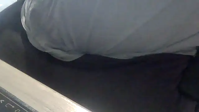 latexsub75 online show from December 16, 10:37 pm